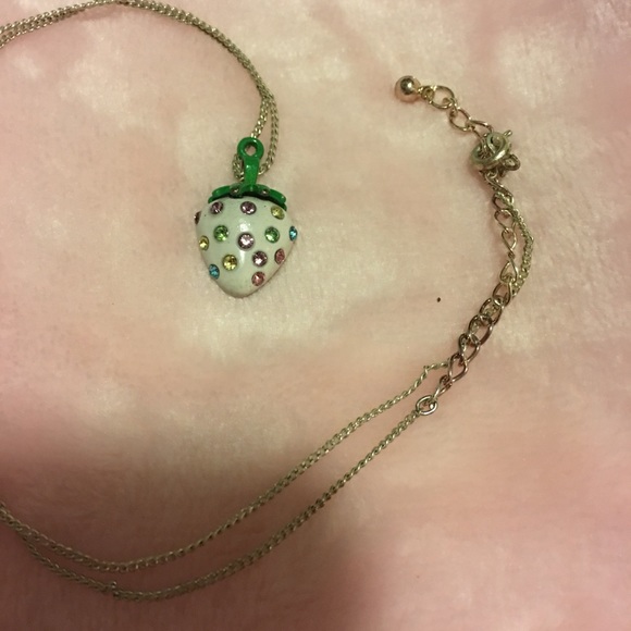 Strawberry necklace! - Picture 2 of 8